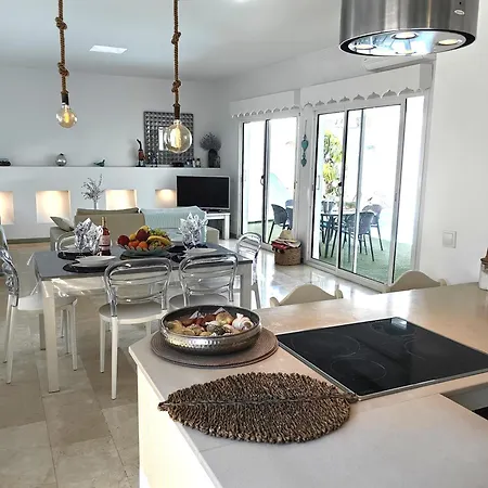 Villa Bahiazul Opale By B-rent Corralejo